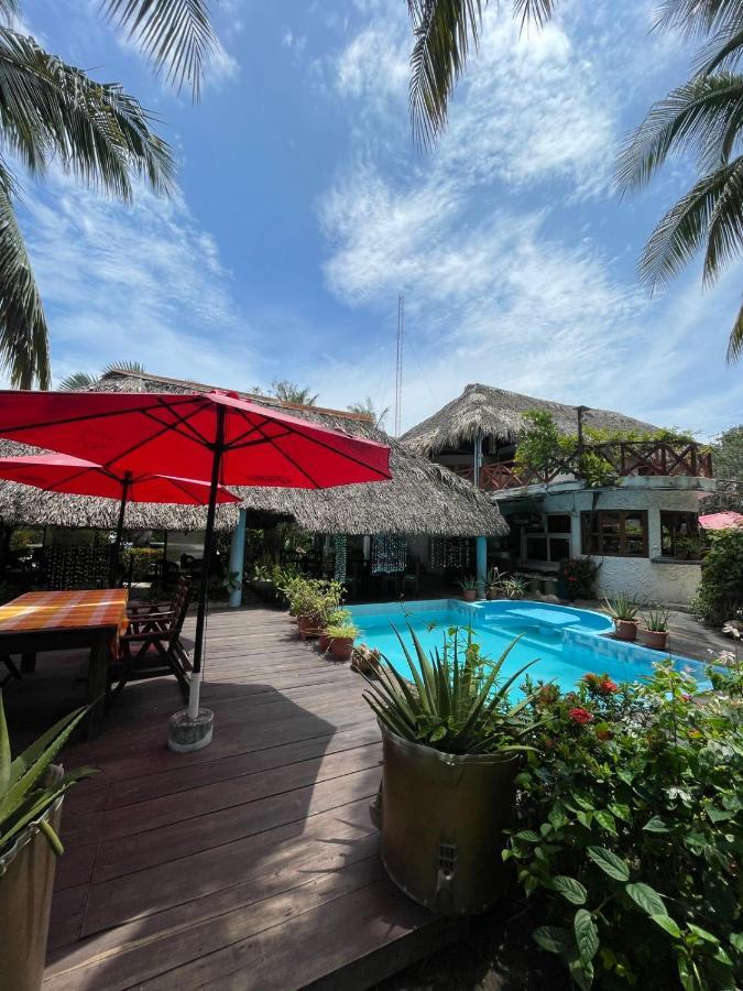 Hotel Atelie del Mar Monterrico Esterno foto