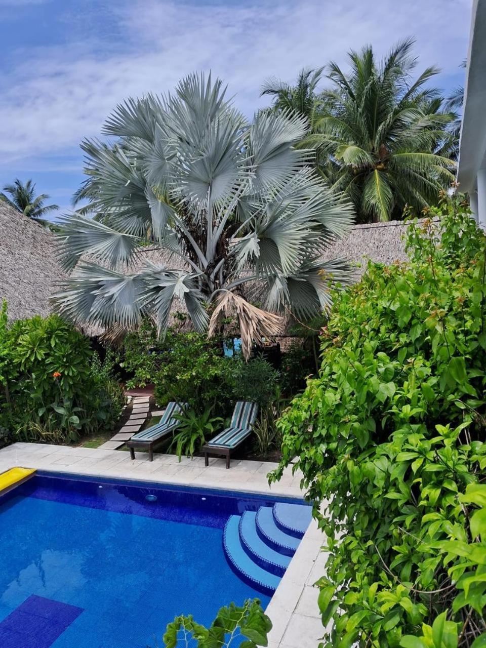Hotel Atelie del Mar Monterrico Esterno foto