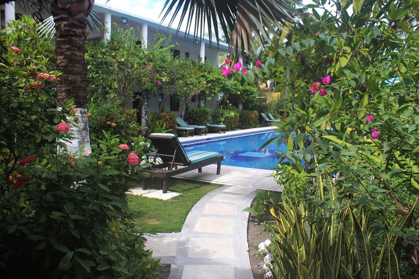 Hotel Atelie del Mar Monterrico Esterno foto
